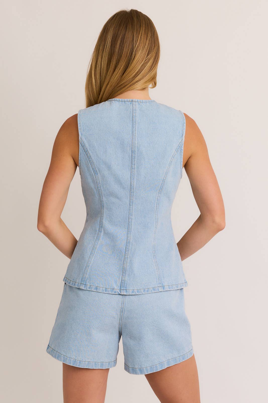 Button Business Top